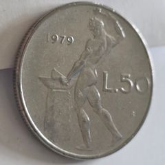 Italian 50 Lire 1979 Beautiful VF coin