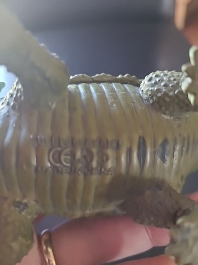Euoplocephalus Toy Dinosaur Animal Figure