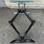Tv wall mount 85' Image 4