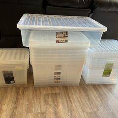 16 Tote/Storage Bins
