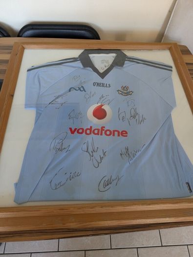 Signed 2010 Dublin gaa jersey