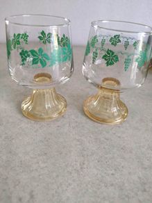 SET OF 2 Vintage German Schott Zwiesel Crystal Animal Wildlife Hunting Etched Frosted Set Amber Cordial Liqueur Wine Glasses Roemer Rhine Beehive