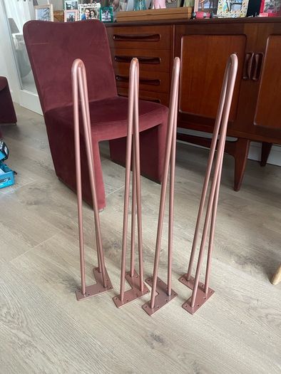 4 Bronze pin-style table legs