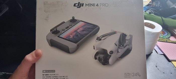 DJI Mini 4 Pro Fly More Combo (DJI RC 2)  Like New