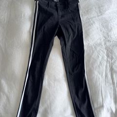 Abercrombie & Fitch Black Side Stripe Jeans - Size 28 (US 6R / UK 10R)