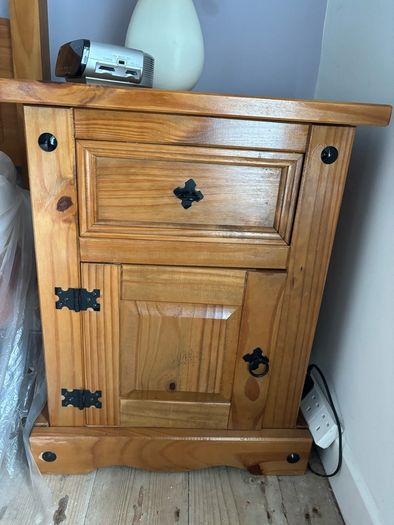 Two pine bedside lockers