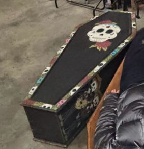 Dia de los Muertos prop Coffin