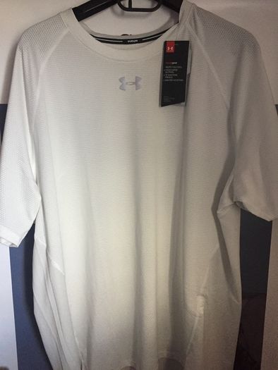 Under Armour T Shirt running active size xxl brand new