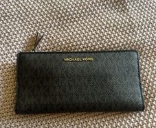 Michael Kors wallet
