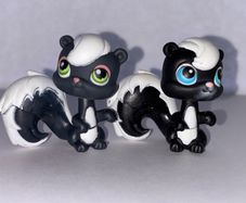 littlest pet shop (LPS) Skunk bundle!