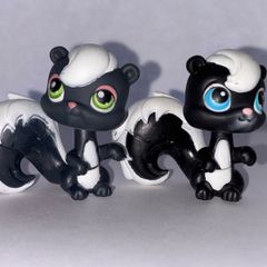littlest pet shop (LPS) Skunk bundle!