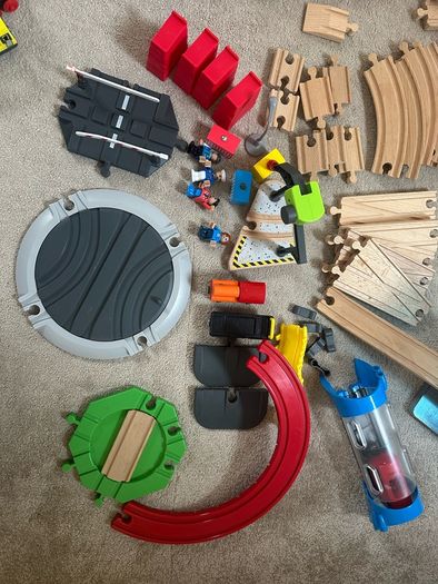 Train set and accessories