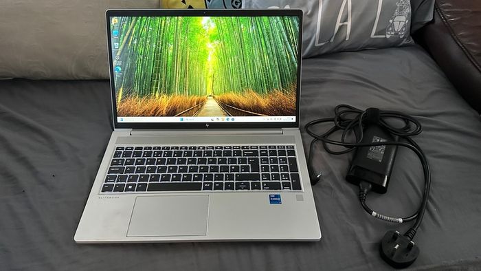 Laptop HP Elite Book 650 G10