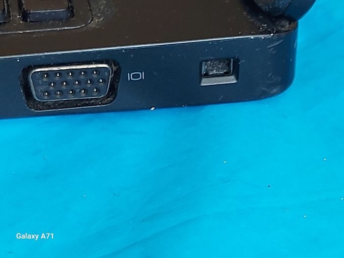 DELL Latitude 5590, Intel Core i5-8250U CPU, 1.8GHz, 8GB HDD, 256 GB SSD, Windows 10 Pro, Microsoft Edge, Chrome