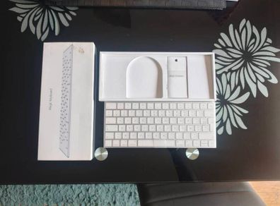Apple Magic Keyboard
