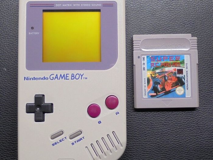 GameBoy Original Classic DMG-01 with New Glass Lens + Super R.C. Pro-Am