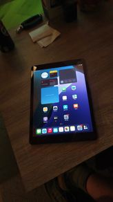 IPad WiFi + 4g Sim