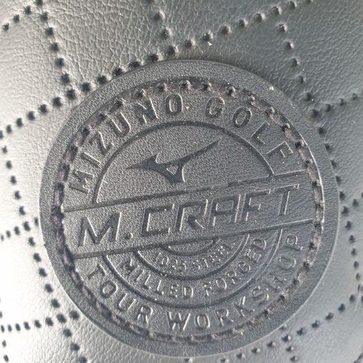 Mizuno OMOI blade putter head cover
