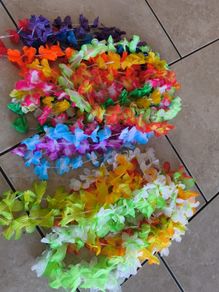 Hawaiian fancy dress party hen night flowers garland necklaces decorations bulk  20