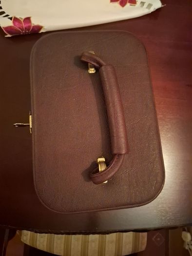 Retro Make Up Box With Key