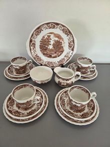 Tea Set Royal Tudor Ware