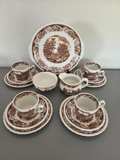 Tea Set Royal Tudor Ware