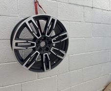 BMW i5 alloy wheel