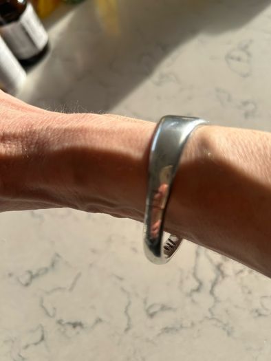 Vintage Mexican solid silver bangle, malachite inlay