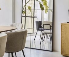 Kave Home Ulrica standing mirror in black metal 100 x 160 cm