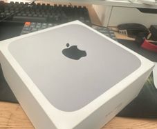 M1 Mac Mini & Dock 256Gb 8Gb