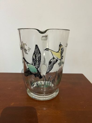 Glass jug