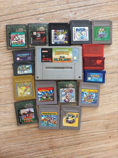 Gameboy lot (all authentic with new battery)