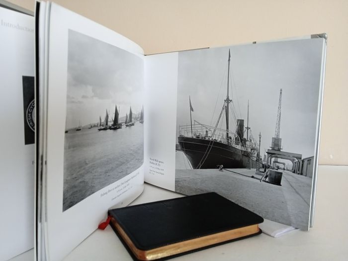Robert L. Chapman's Ireland: Photographs from the Chapman Collection 1907 - 1957 by Christiaan Corlett (GT527)