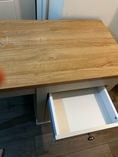 desk