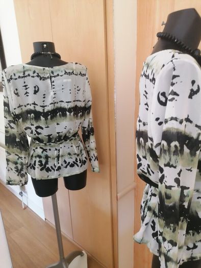 Women's Blouse NWT SIZE 16