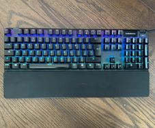 SteelSeries Apex Pro Mechanical Gaming Keyboard Full Size RGB