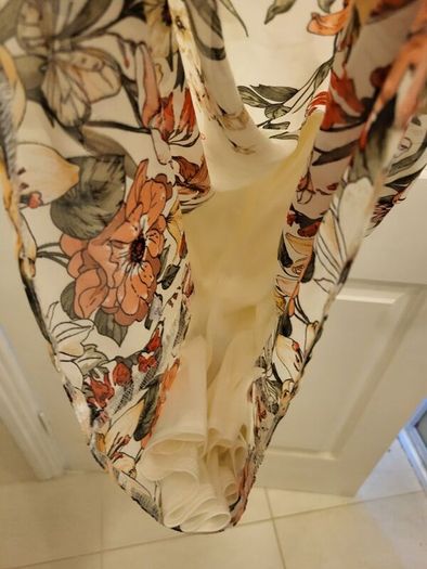 Flowery dress Size 10