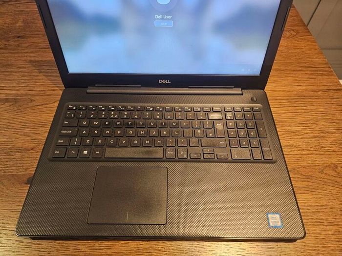 Dell Vostro 3580 Core i5-8265U 16GB 256GB SSD 15.6 Inch FHD DVD- RW Windows 11 Pro Laptop