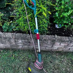 garden strimmer