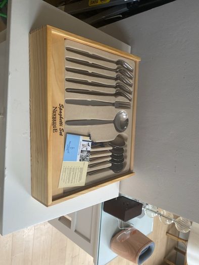 Newbridge  silverware Spaghetti set