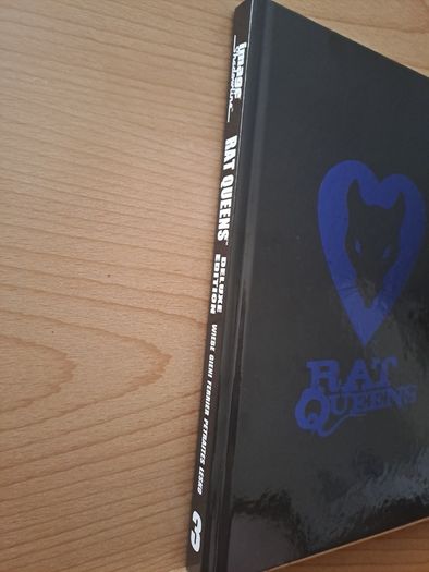 Rat Queens Deluxe Edition Volume 1-3 (RAT QUEENS DELUXE HC)