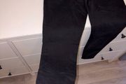 Black skinny jeans