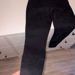 Black skinny jeans