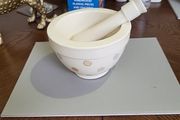 Pestle and mortar kitchen craft