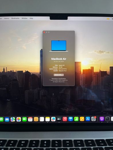 MacBook Air 15" M3 (2024) 16GB RAM 512GB SSD Like New, Warranty