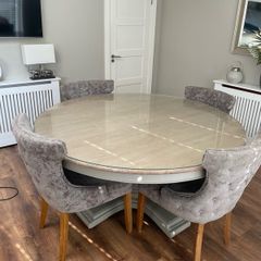 Dining Room Table and Chairs