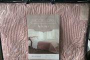 Nicole Day bedspread, new, 220x230