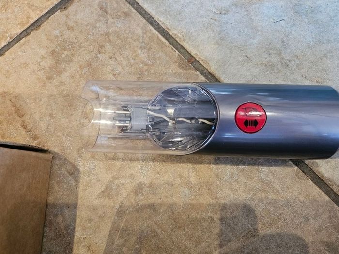 Dyson 5 gen with 2 Batteries