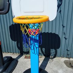 Kids basketball hoop