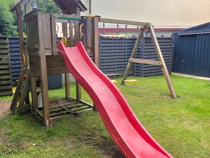Jungle gym Cubby 2 swing playhouse